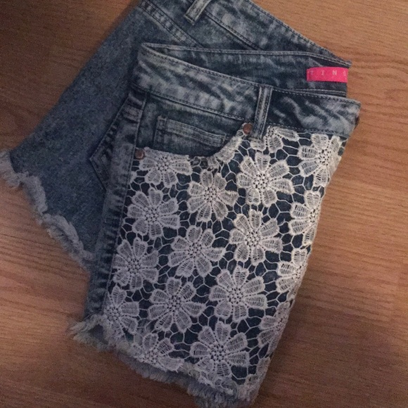 Tinseltown Denim Shorts - Picture 5 of 5